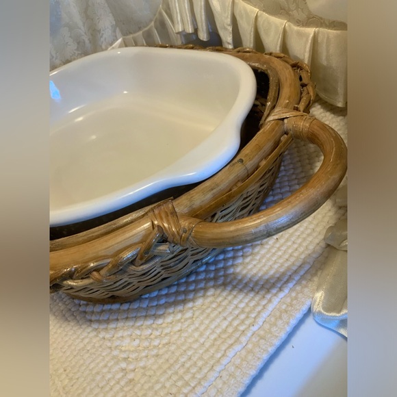 CASSEROLE SET - Picture 2 of 9